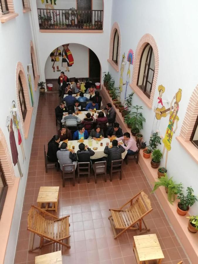 Casa Treveris - Non Profit Hostel Sucre Exterior foto